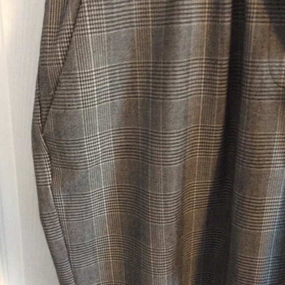 Plaid tapered pant with gathered top with tie size 14p Reitmans - Picture 2 of 4